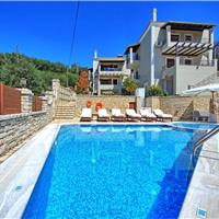 3 bedroom villa with pool, near Acharavi, sleeps 8